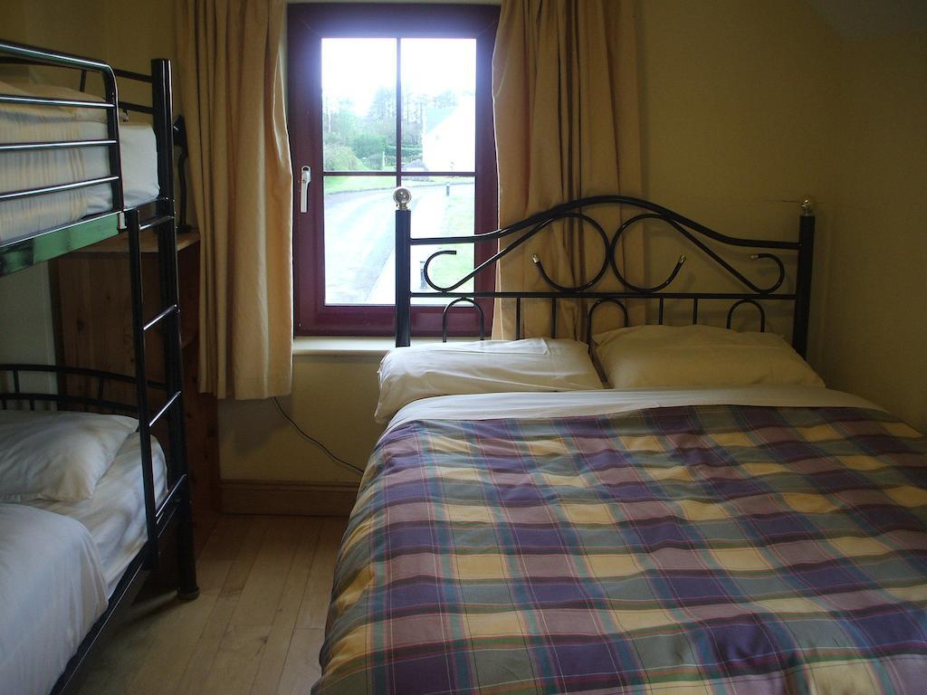 Bru Na Dromoda/Dromid Hostel Killeenleagh Bridge Rum bild